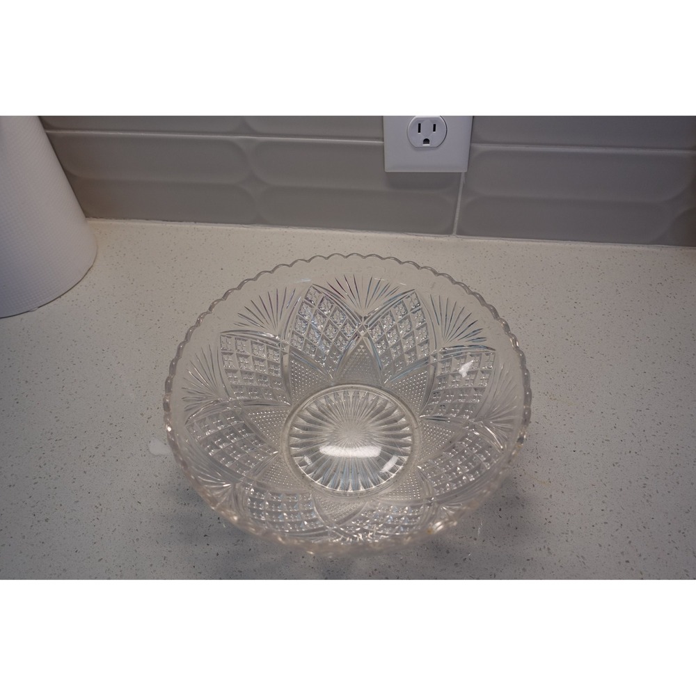 Crystal Starburst Glass Bowl Cut Clear Serving  Bowl Centerpiece‎ Decor - Picture 7 of 9